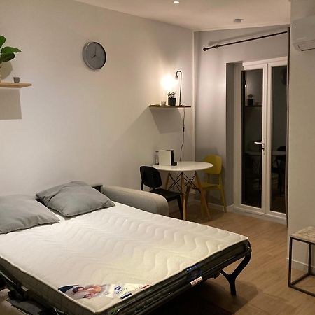 Charmant Bungalow Climatise Avec Jacuzzi Sainte-Clotilde Exteriör bild